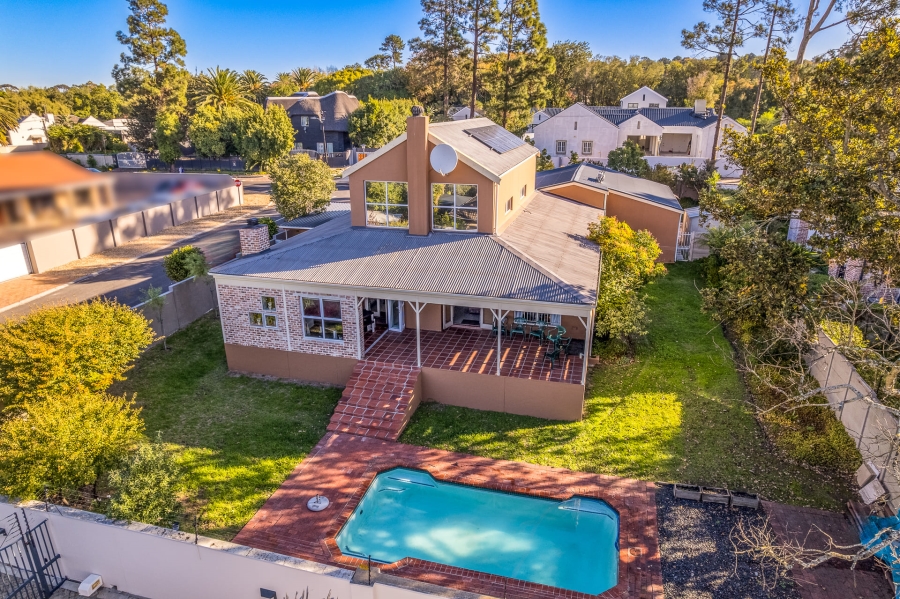 4 Bedroom Property for Sale in Vierlanden Western Cape